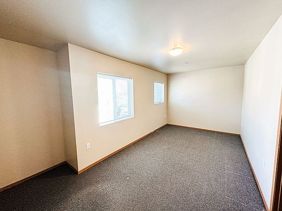 5th image of 11060 16th Ave SW Unit 308
