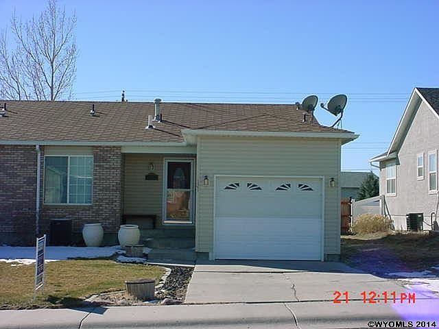 1st image of 121 Morning Glory Way