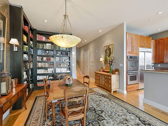 3rd image of 131 Divisadero St