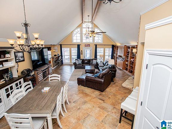 5th image of 343 Pleasure Point Rd