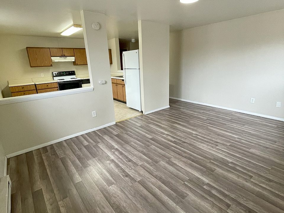 1st image of 695 Park Ave APT 2