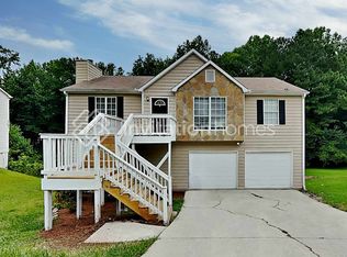 7360 Hunters Ridge Dr, Douglasville, GA 30134