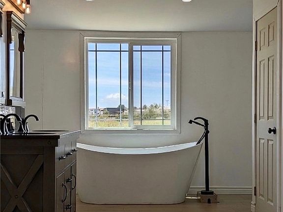 4th image of 9235 Lindero Rd