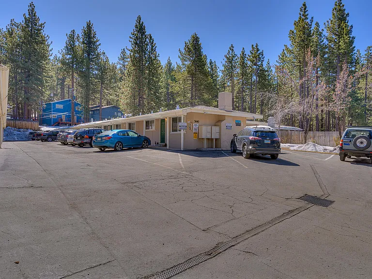 3640 Pioneer Trl #G — Photo 6