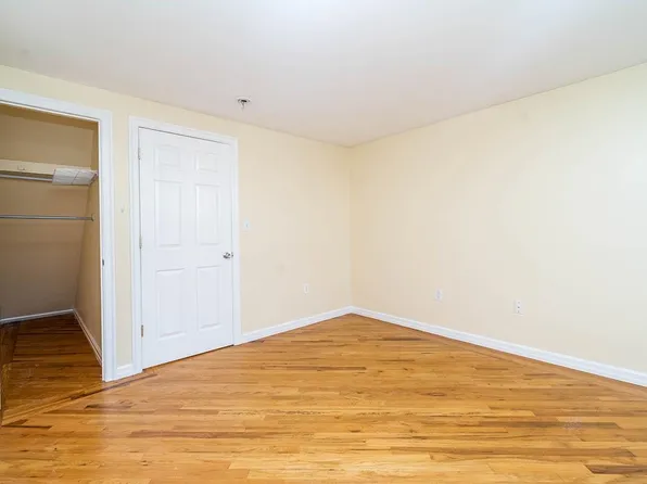 127 Madison Street image 11 of 14