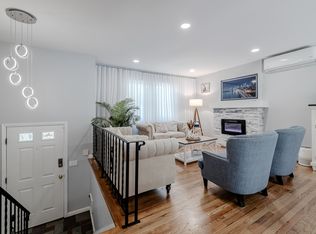 85 Padanaram Rd, Danbury, CT 06811