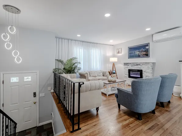 85 Padanaram Road, Danbury, CT 06811