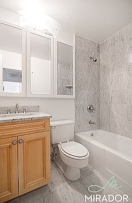 5th image of 145 W 67th St APT 14K