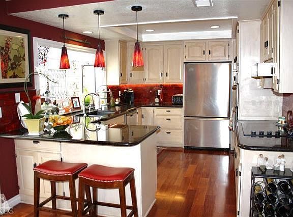 2nd image of 2410 Leeward Cir