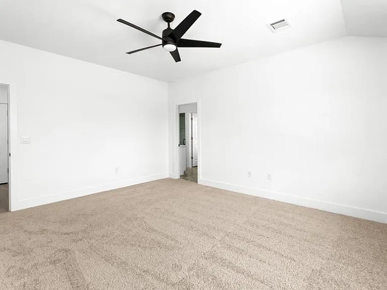 5102 Moss Point — Photo 11