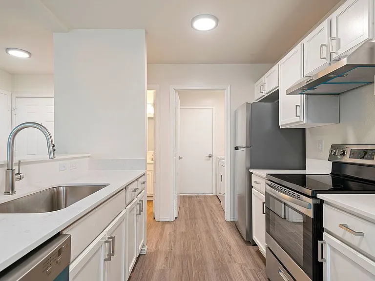 Kensington Townhomes — Photo 29