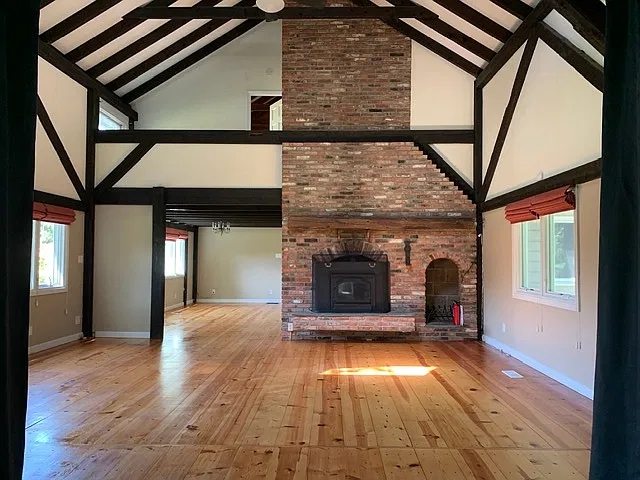 3 bed, 2.5 bath, 2012 sqft, $3,800 — Photo 3