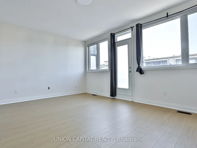 46 William Saville St — Photo 21
