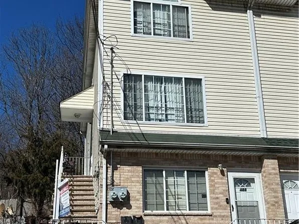 165 Brighton Avenue image 2 of 8
