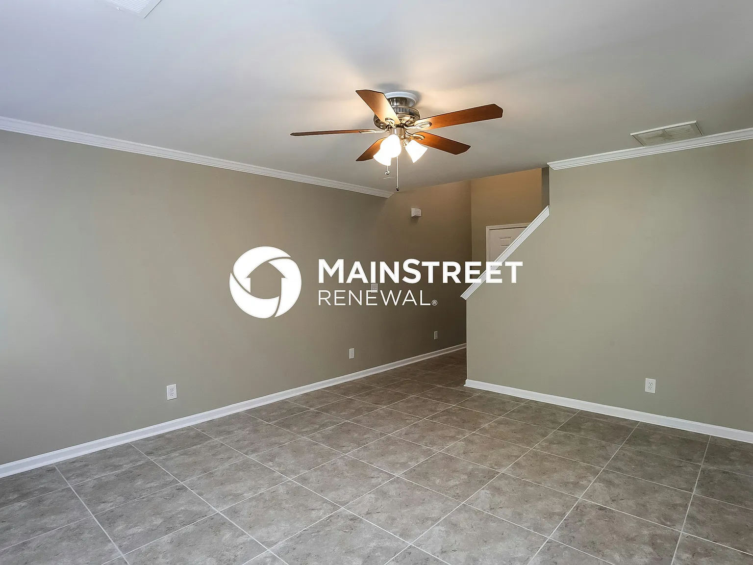 1034 Quinlan Dr — Photo 3