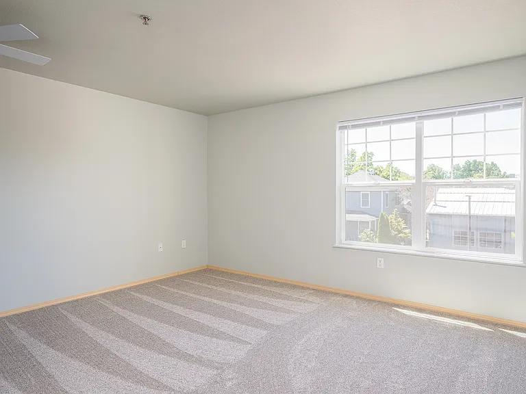 10th Street | Living Area