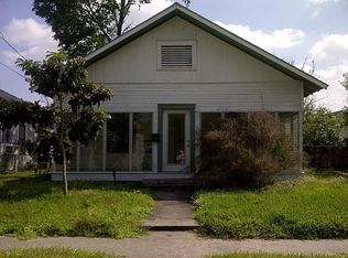 1121 Robbie St, Houston, TX 77009