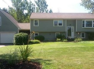 158 Federal Hill Rd, Oxford, MA 01540