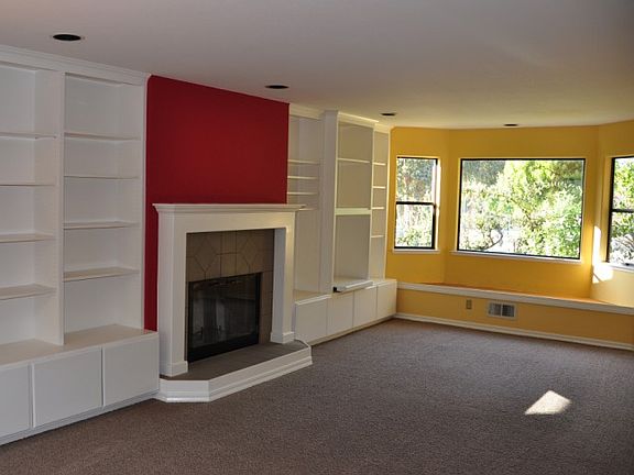 2nd image of 701 Alsace Loraine Ave