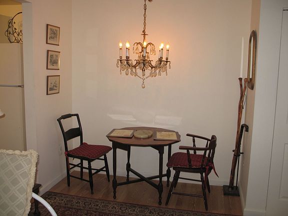 3rd image of 17 Briarcliff Dr S #17