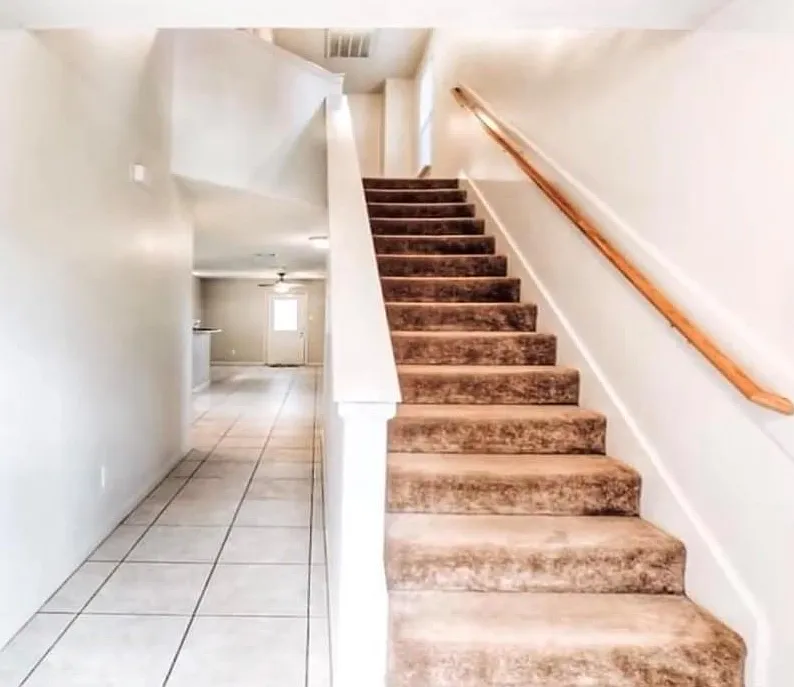 3 bed, 2.5 bath, 1490 sqft, $1,850 — Photo 3