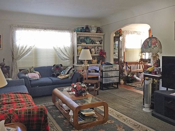 4th image of 1912 72nd St E