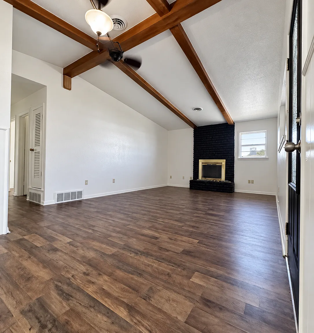 3 bed, 1500 sqft, $1,495 — Photo 2