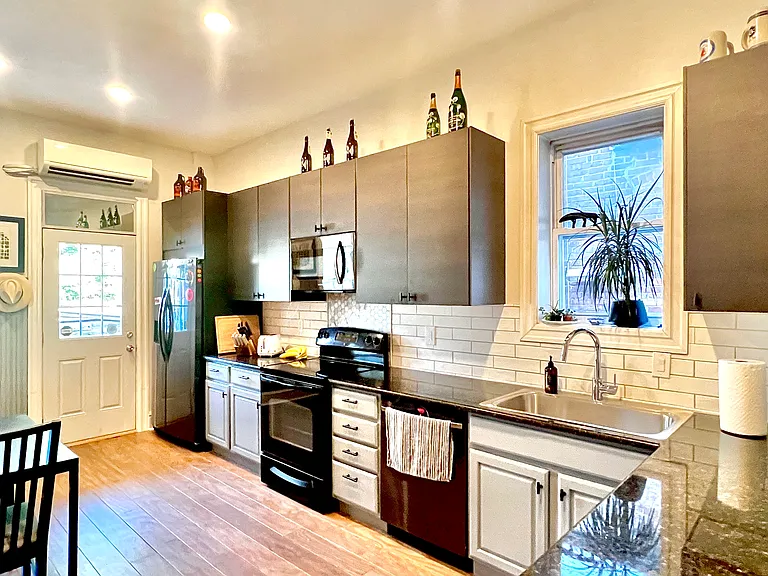 2409 1st St NW — Photo 12