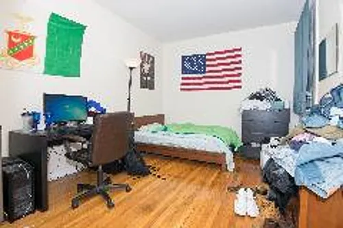 81 Gibbs St #2 Photo 1