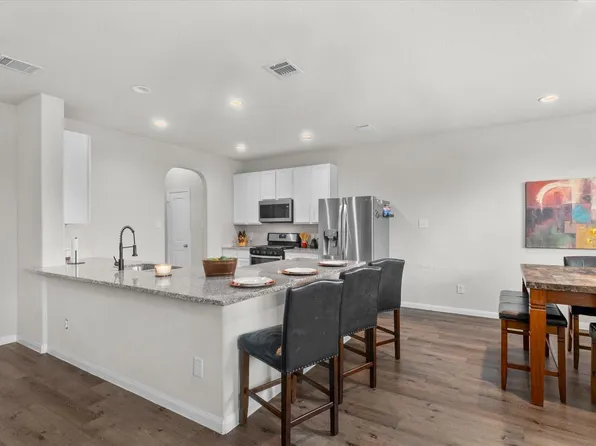 3327 Tavo Ridge Dr, Conroe, TX 77301