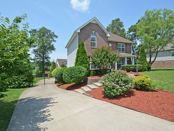 4th image of 731 Cedar Grove Ct