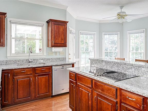 3rd image of 5504 Harbor Gate Ct