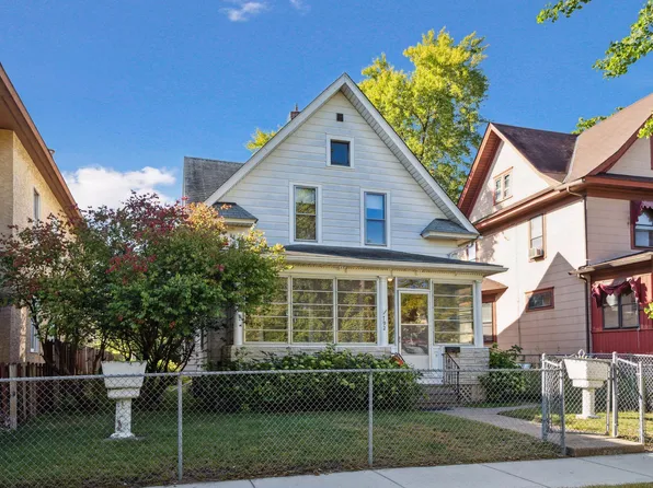 792 Aurora Ave, Saint Paul, MN 55104