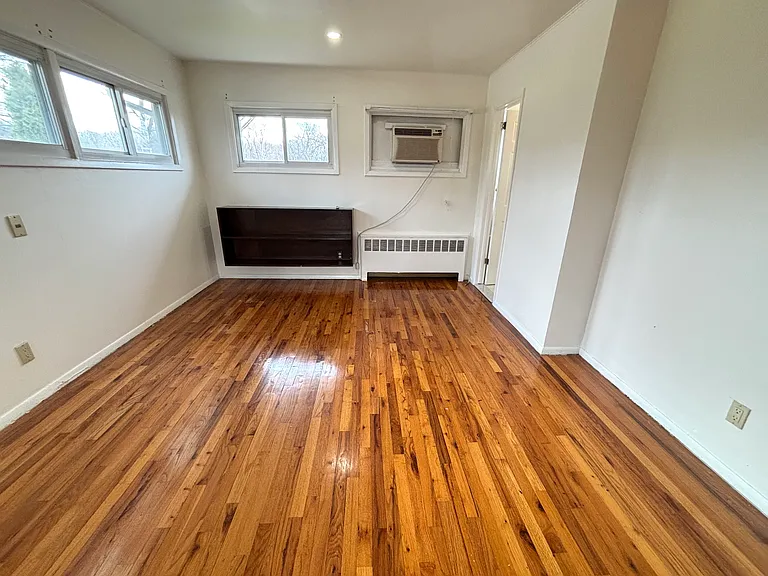 21 Teibrook Ave — Photo 12