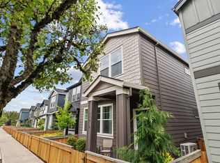 11610 NE Angelo Dr, Vancouver, WA 98684