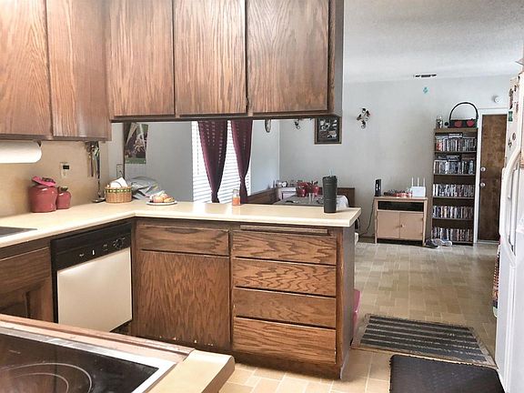 4th image of 2810 Marmor Ct