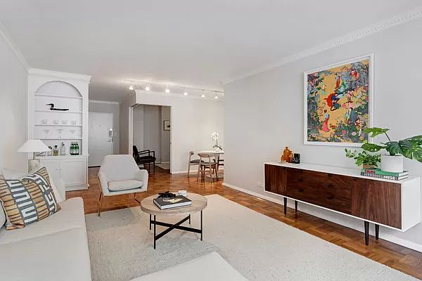 1st image of 250 E 65th St APT 9D