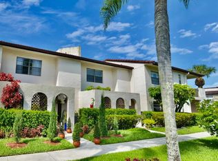 8045 Eastlake Dr APT 1D, Boca Raton, FL 33433