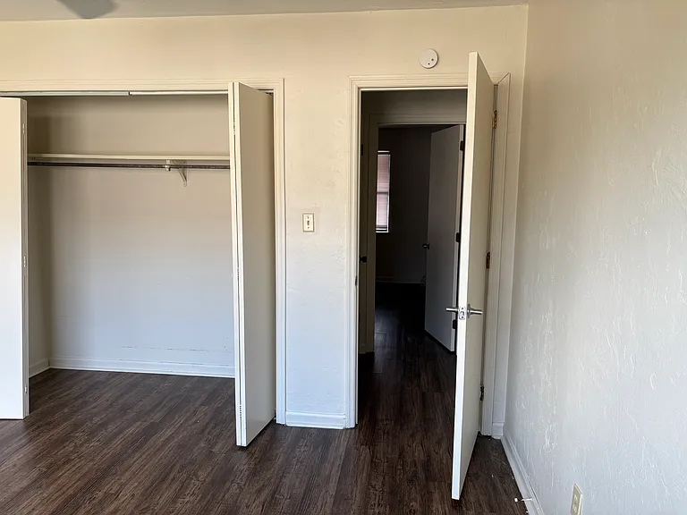 301 Dixie Dr #E2 — Photo 6