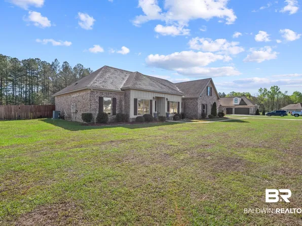 5289 Walter Lee Cir E, Grand Bay, AL 36541