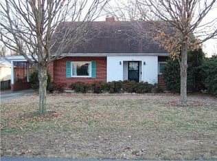 1707 Miller Ave, Murray, KY 42071