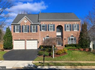 6160 Cobbs Rd, Alexandria, VA 22310