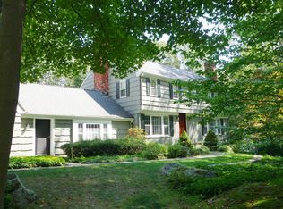 2 Little Ridge Rd, Ridgefield, CT 06877