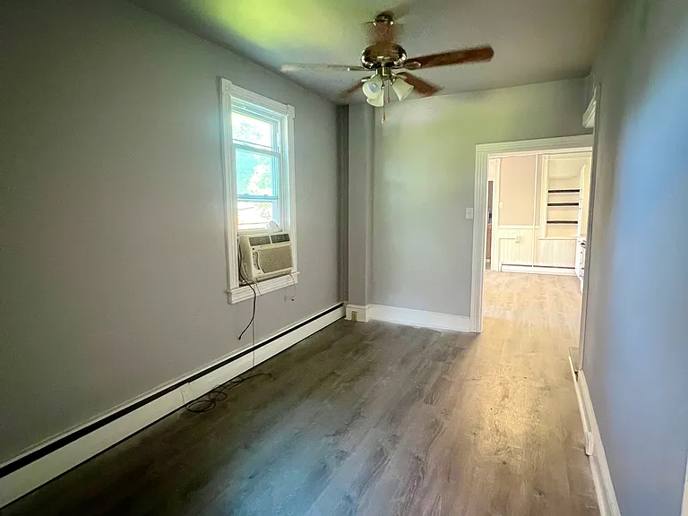 150 Beckley St — Photo 2