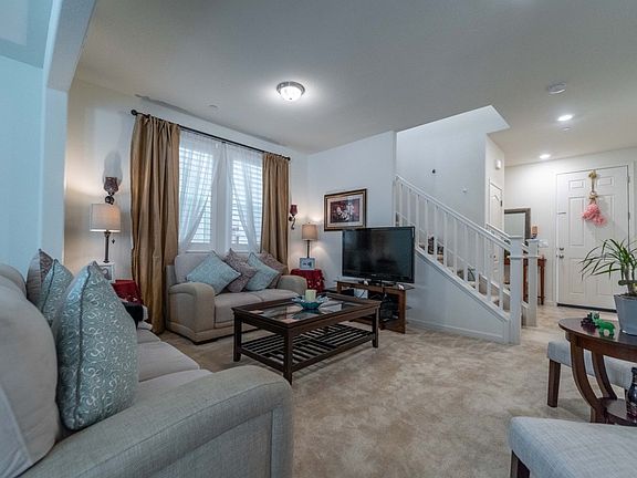 4th image of 10718 Martiri Way