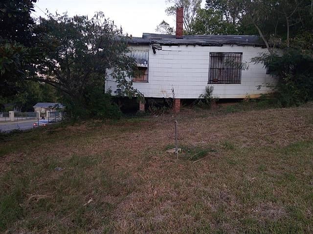 2nd image of 1837 Milam St