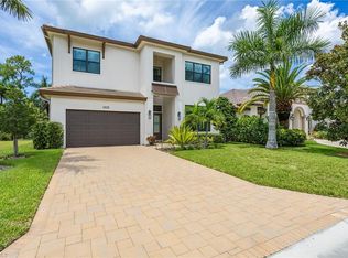 2935 Coco Lakes DR, NAPLES, FL 34105