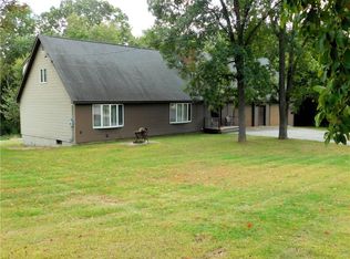 100 Sayles Hill Rd, Lincoln, RI 02838