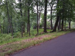 3 Beaver Brook Rd, Annandale, NJ 08801