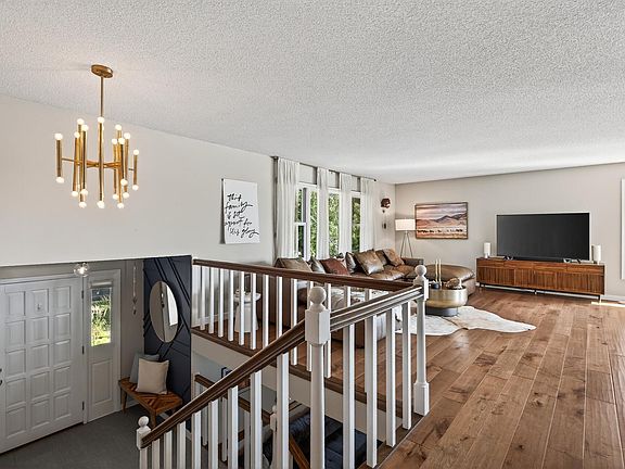 5th image of 15601 Highland Ave NW